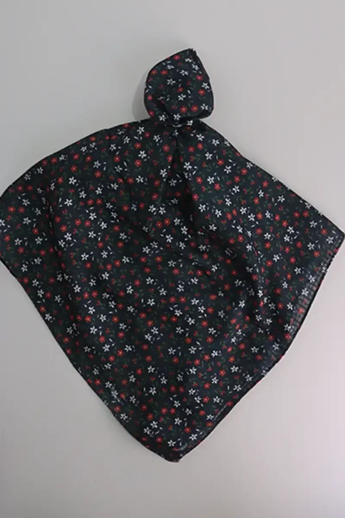 mini-scarf
